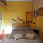 Casa Louis Поццуоли